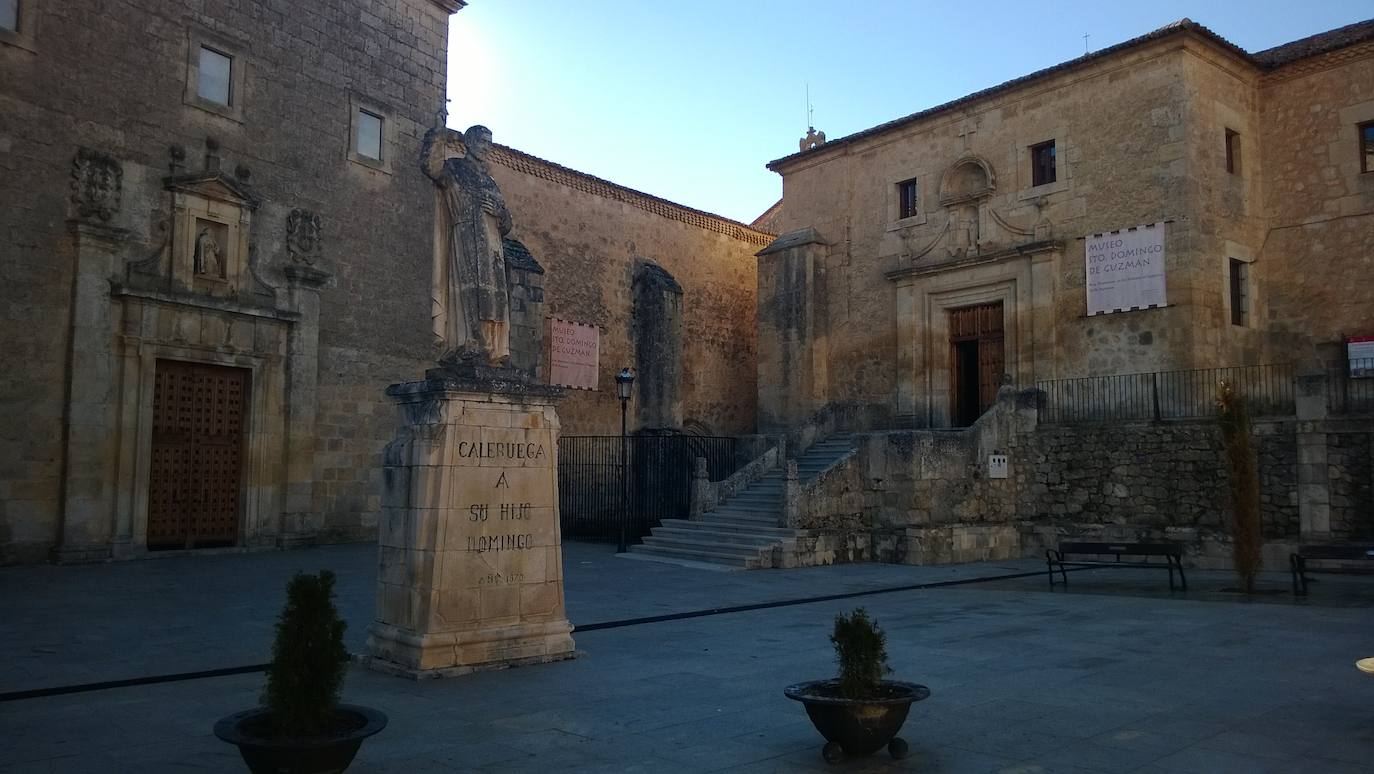 La ruta de los monasterios de la Ribera del Duero burgalesa, en imágenes