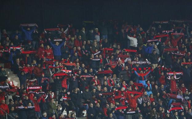 Anduva cuelga el cartel de 'no hay billetes' para el derbi