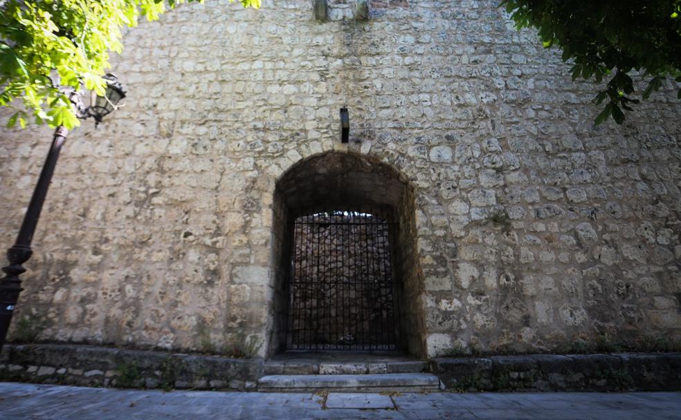 Consolidar el Arco de San Martín y el lienzo anexo, prioridad del Plan Director de la Muralla de Burgos