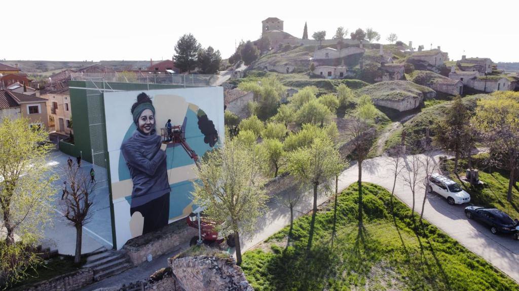 El gran mural de Moradillo de Roa en imágenes