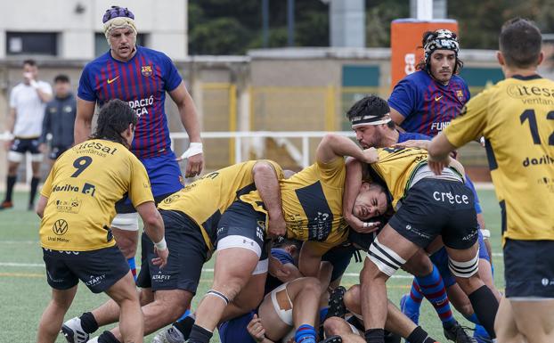 Recoletas Burgos tira de garra para ganar al Barça y clasificarse para los play off