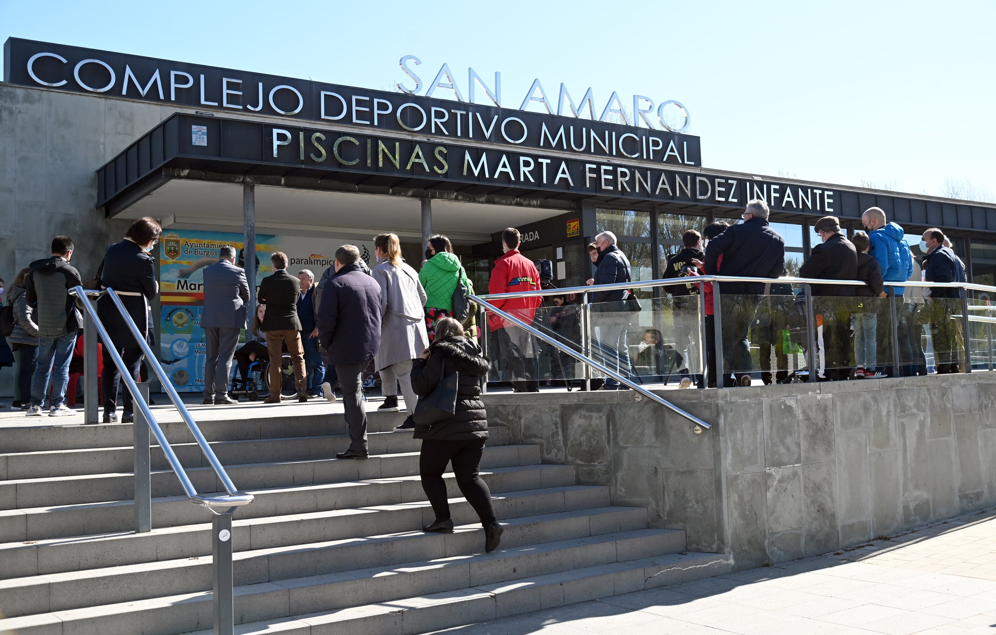 Las piscinas de San Amaro ya se llaman Marta Fernández Infante