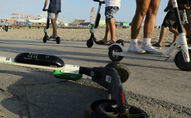 Circulaba en un patinete con medio kilo de marihuana en Murcia