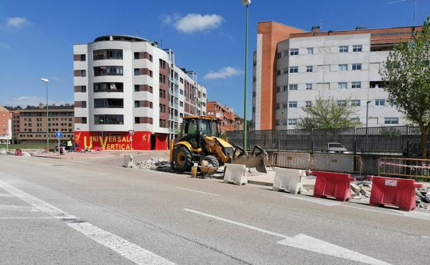 Arrancan las obras para acabar con el peligroso cruce entre Óscar Romero y Murcia en Fuentecillas