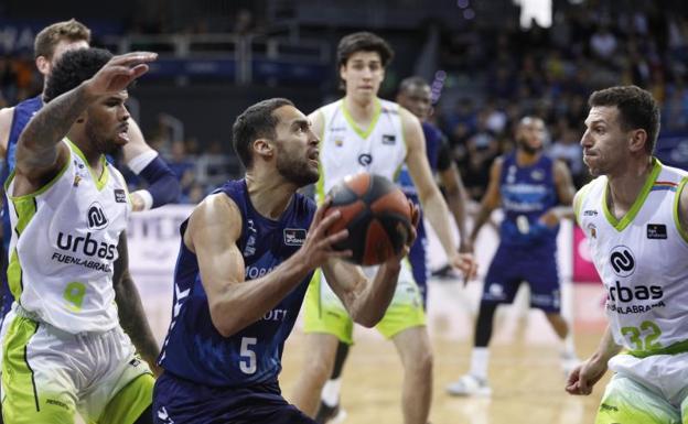 Las derrotas de Fuenlabrada y Zaragoza despejan parte del camino del San Pablo