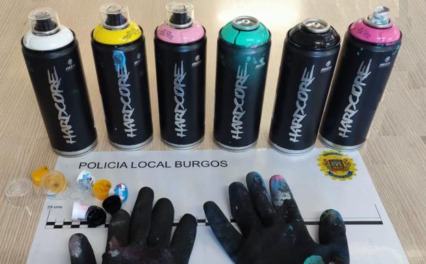 Identificados dos grafiteros que podrían ser autores de numerosas pintadas en la ciudad