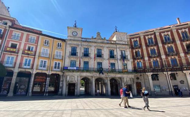 Podemos denuncia que tres trabajadores de Deportes solicitaron el contrato relevo y «ni tan siquiera se ha estudiado» en medio año