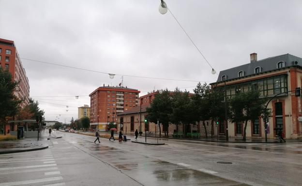 Los giros a la derecha y la izquierda en el bulevar de Burgos, en el aire