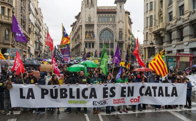 La sentencia del español abre un cisma entre ERC y Junts