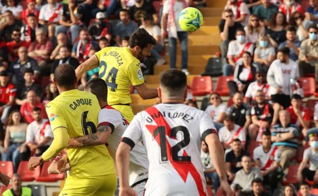 El Villarreal se agarra a Europa tras un paseo por Vallecas