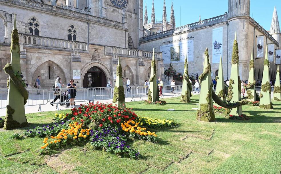 Las flores vuelven a inundar las calles de Burgos