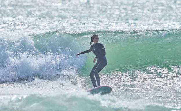 ¿Es cierto que en el Mediterráneo no se puede surfear?