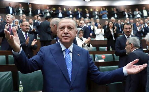 El veto turco frustra la adhesión 'exprés' de Finlandia y Suecia