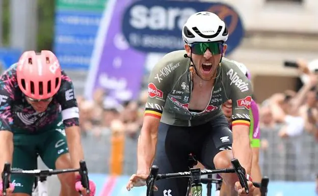 De Bondt se impone en la 18ª etapa del Giro y Landa sigue en el podio