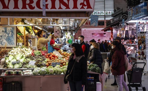 Los economistas prevén una inflación media disparada este año en el 7,1%