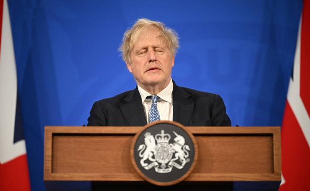 El exfiscal general pide la renuncia de Boris Johnson