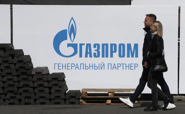 La UE logra un acuerdo para un veto parcial del petróleo ruso