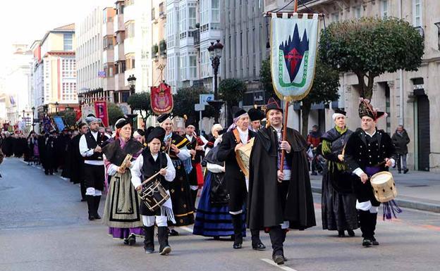 La Hermandad de Peñas de Burgos celebra sus 45 años con una amplia programación