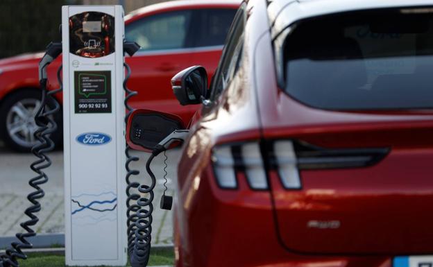 Burgos lidera el interés por el coche eléctrico en Castilla y León