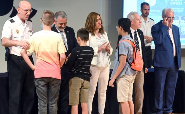 140 alumnos de Burgos se forman en seguridad con las nuevas tecnologías