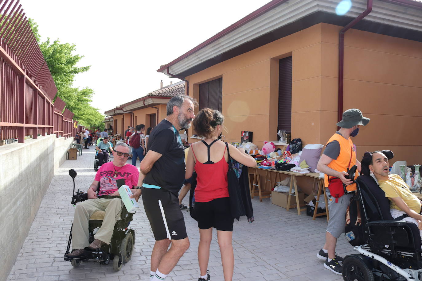 Rastrillo solidario de Apace Burgos