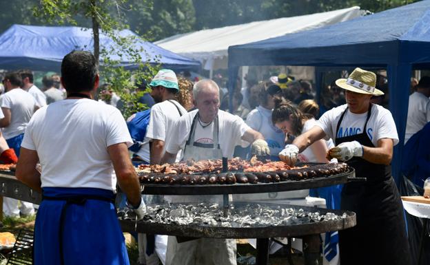 5.000 kilos de morro y 4.000 de morcilla y chorizo esperan un Parral multitudinario