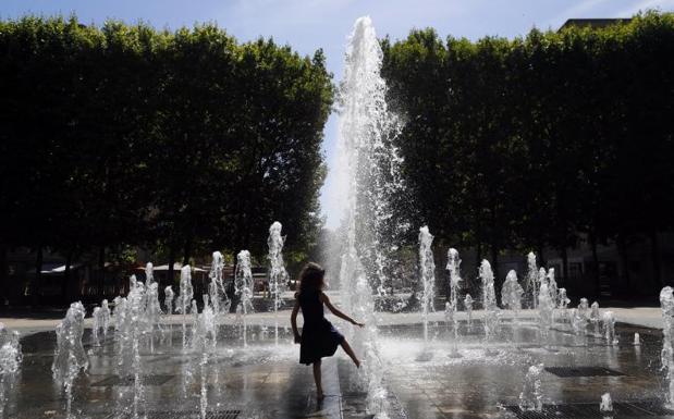 La ola de calor ensombrece el cierre de campaña en Francia