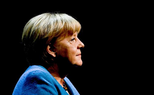 Merkel reconoce que su influencia sobre Putin se desvaneció al fin de su mandato