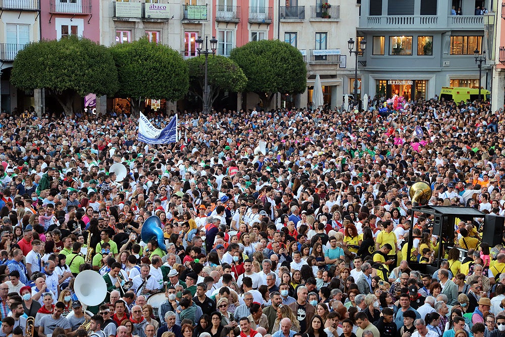 Burgos estalla en unos Sampedros de Primera