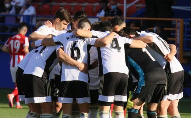 El Burgos CF cuenta ya con 16 futbolistas