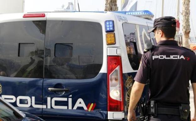 Hallan el cadáver de un 'sin techo' en Algeciras con varias puñaladas