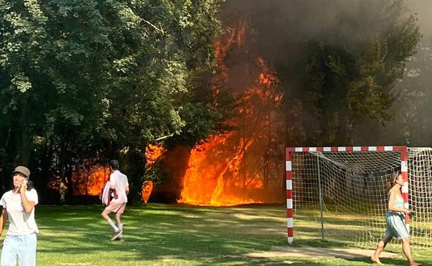 Un incendio activa todas las alarmas en Castañares