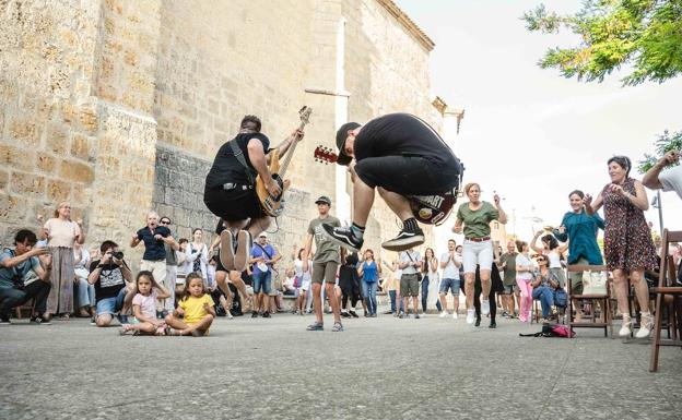 Noites de Rock e Meigas conquista al público en Castrojeriz