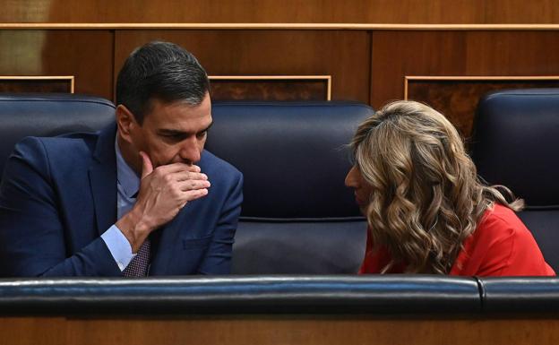 Sánchez y Díaz se reúnen «para fortalecer la coalición»