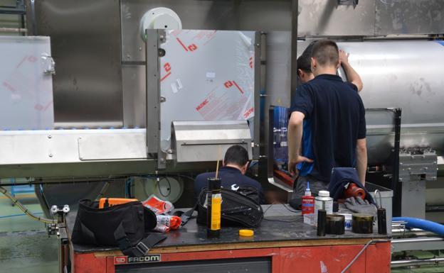 El paro en Burgos se reduce un 24% con respecto a julio de 2021, pero cae la contratación