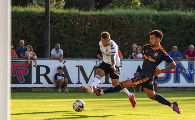 El Burgos CF se diluye frente a la Ponferradina