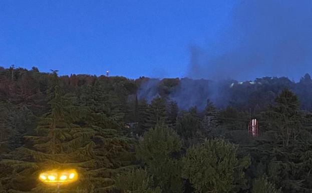 Vuelve a arder el cerro del Castillo en Fuentecillas