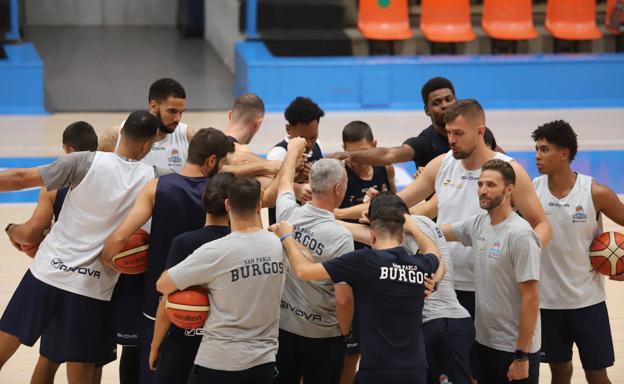 El San Pablo Burgos regresa a la cancha con el reto de volver a la élite