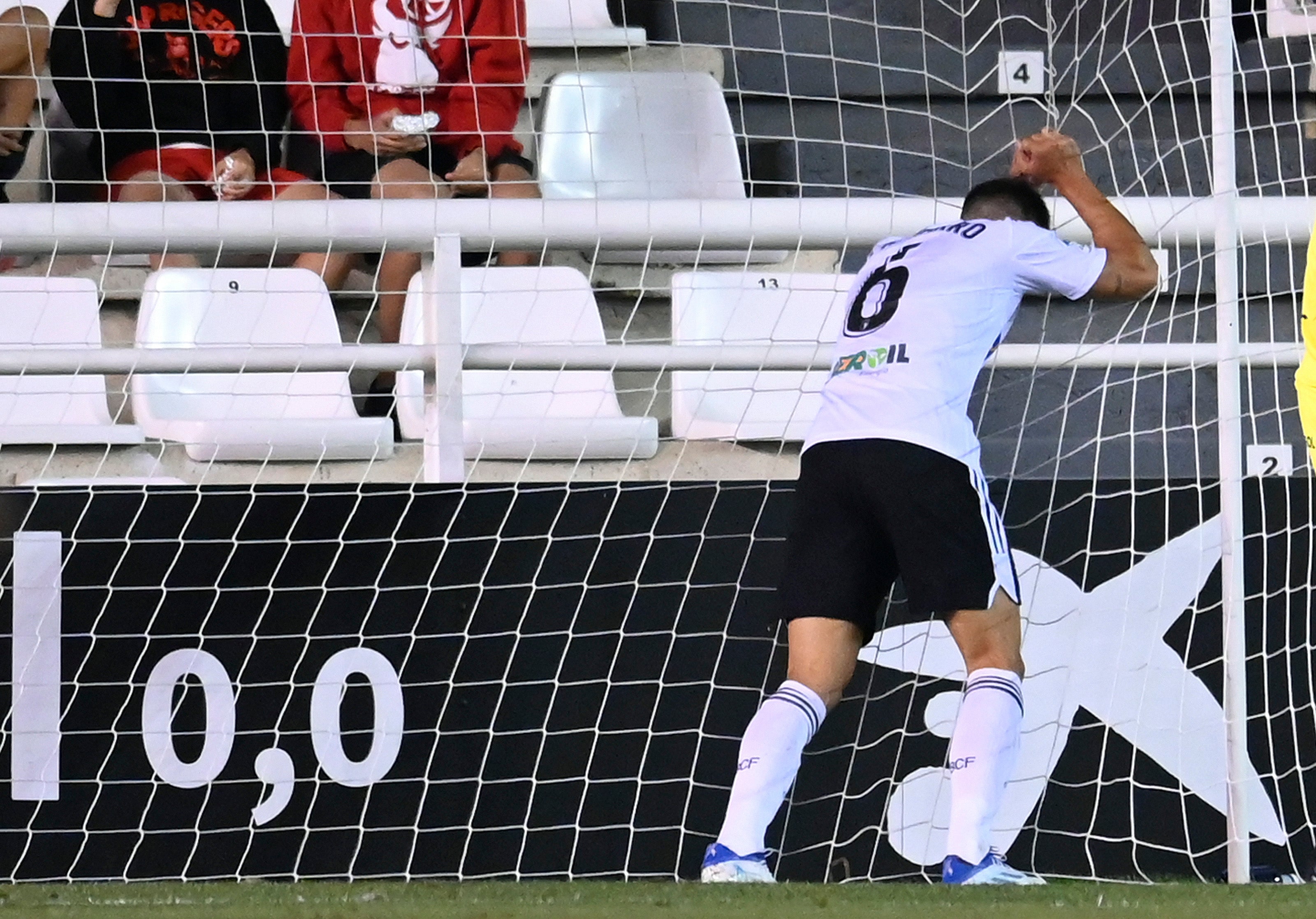 El Burgos CF ultima la llegada de un delantero