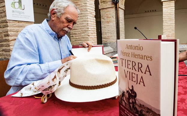 El MEH acoge este martes la presentación del libro 'Tierra Vieja' de Antonio Pérez Henares