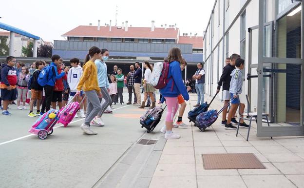 Arranca el curso escolar sin restricciones covid y con 645 profesores más en Castilla y León