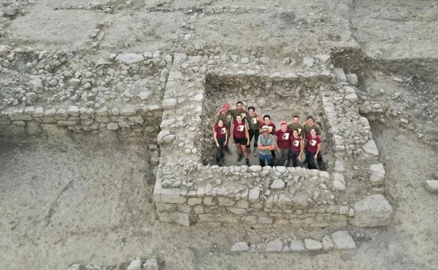 Descubren un torreón y una muralla romanas en Albacete