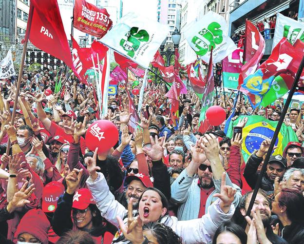 Caetano Veloso, Coelho y la cultura, a favor de Lula