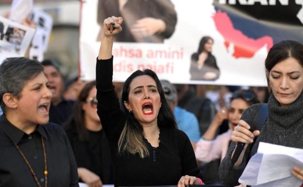 Las protestas por la muerte de Mahsa Amini desestabilizan las fronteras de Irán