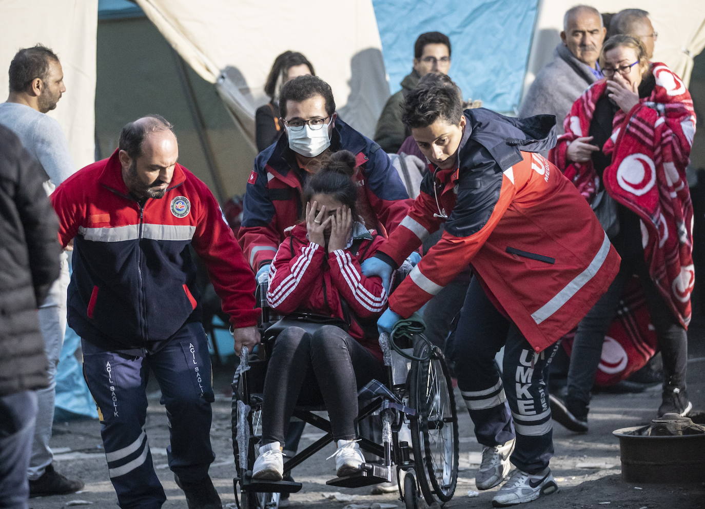 Ascienden a 40 los muertos por una explosión en una mina de Turquía