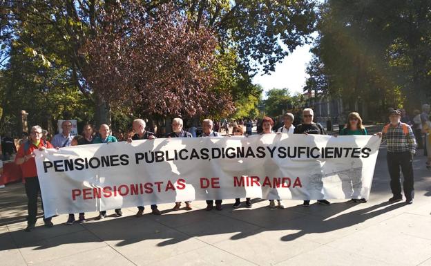 Los pensionistas de Miranda toman las calles de Madrid