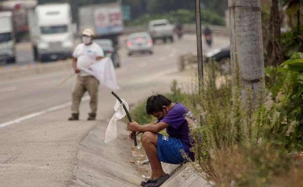 La guerra y la inflación arrastran a cuatro millones de niños más bajo el umbral de la pobreza