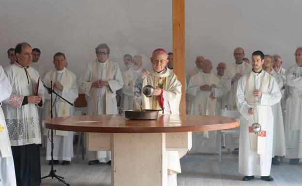 Burgos da la bienvenida a una nueva parroquia dedicada a Juan Pablo II