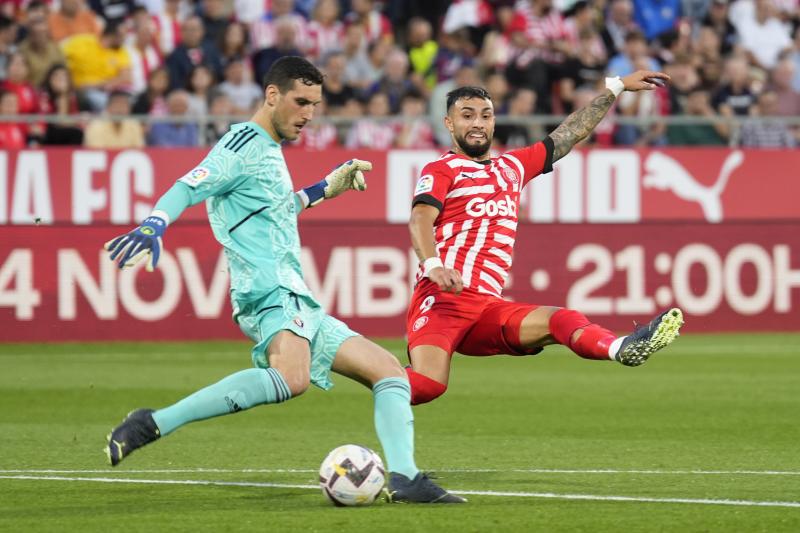 El Girona suma un punto ante Osasuna y sale del descenso