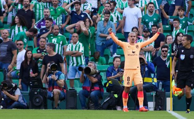 Griezmann comanda un golpe del Atlético encima de la mesa